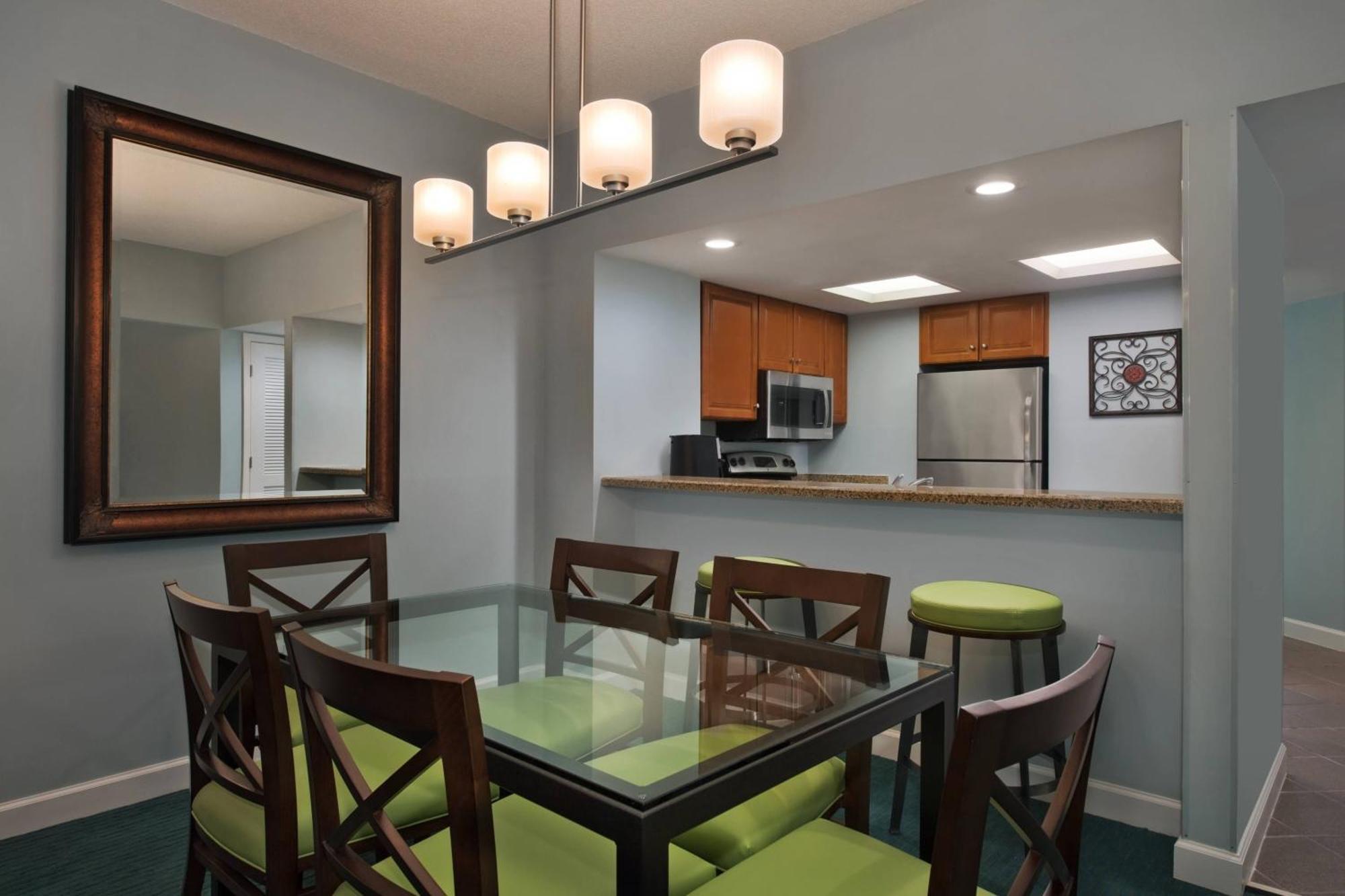 แมริออทส์ ฮาร์เบอร์ พอยต์ แอนด์ ซันเซ็ต พอยต์ แอต เชลเตอร์ โคฟ Hotel ฮิลตันเฮดไอส์แลนด์ ภายนอก รูปภาพ